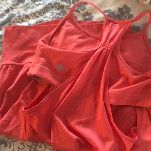 Lululemon tank with built in bra